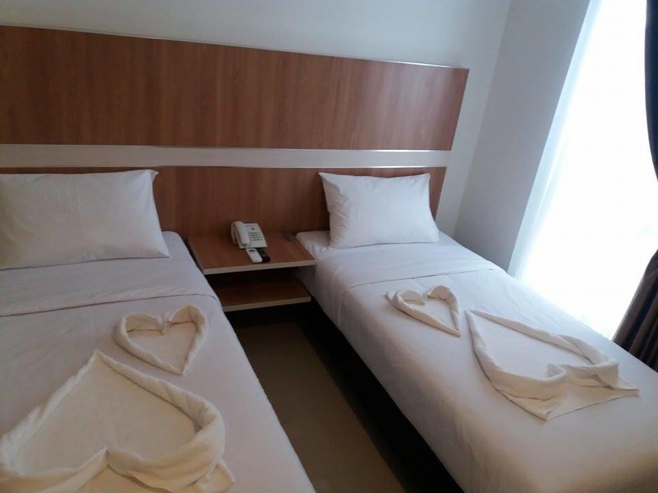 Hotel Royal Manado Exteriér fotografie