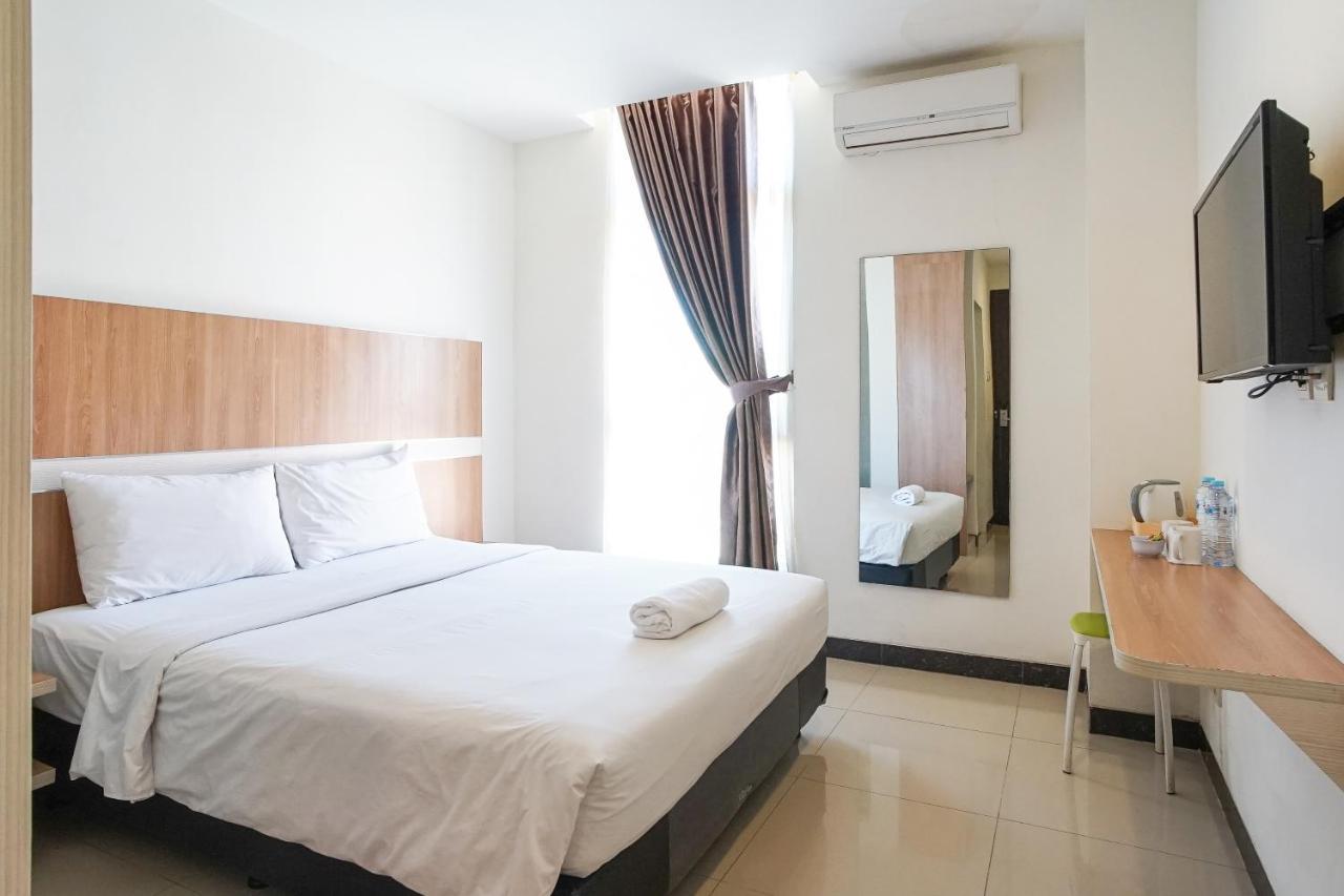 Hotel Royal Manado Exteriér fotografie